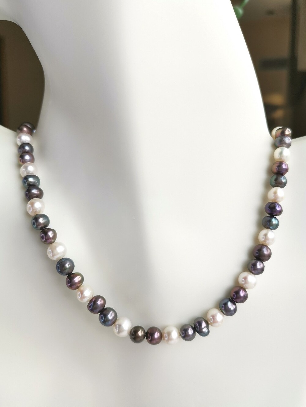 Freshwater pearl Tri colour White Grey Lavender ๐